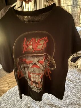 Slayer Men’s Short Sleeve Black Graphic Tee